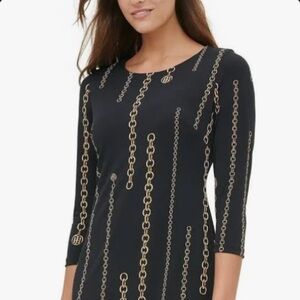 Chain Print Dress
Versace pattern
Size 2 (fits XS - S)
New